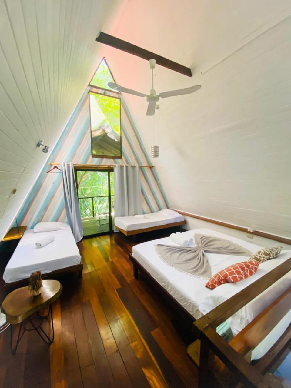 Calala Lodge Cabuya  外观 照片