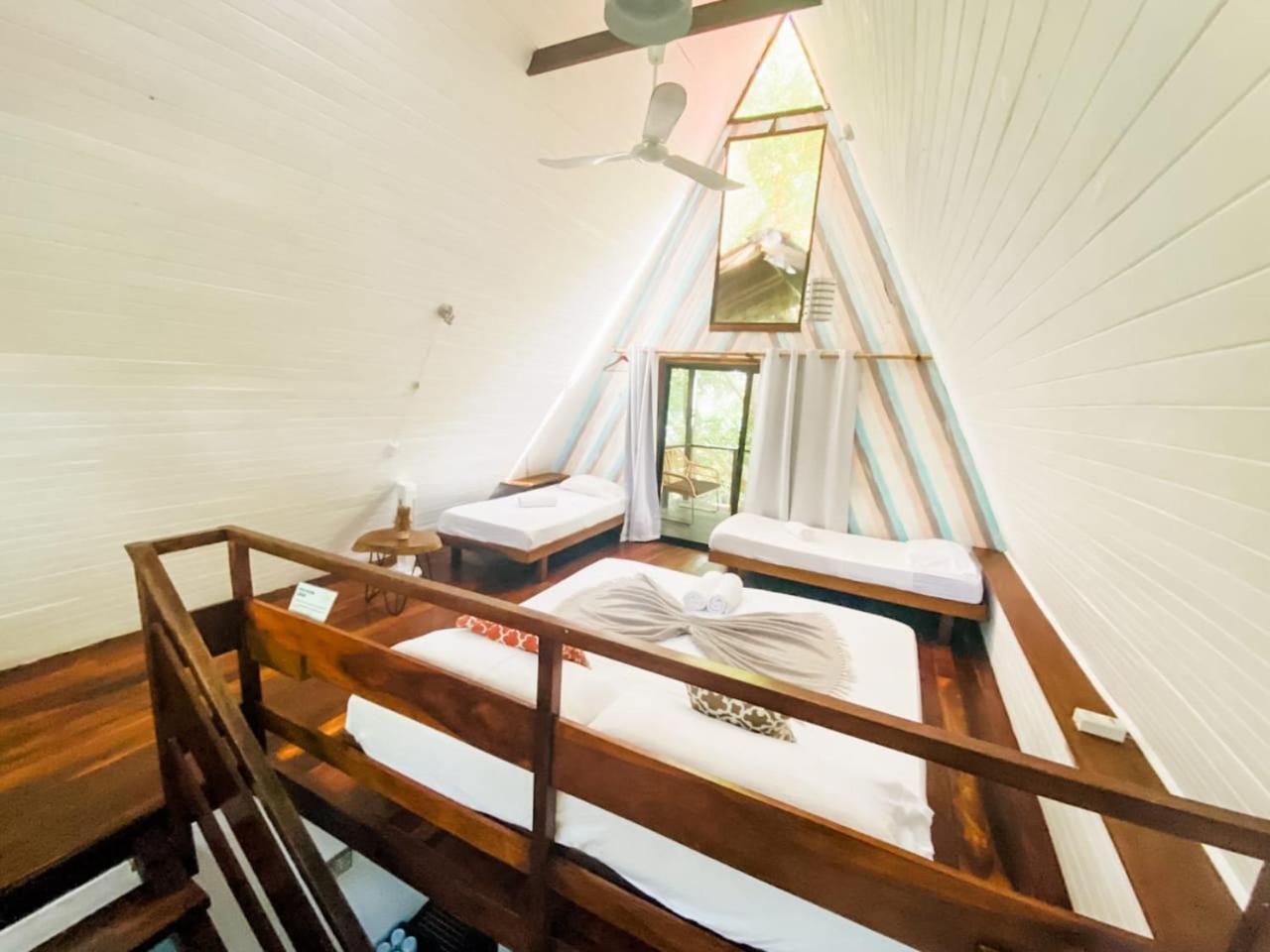 Calala Lodge Cabuya  外观 照片